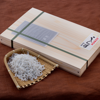 特選 釜揚げしらす：株式会社 前福